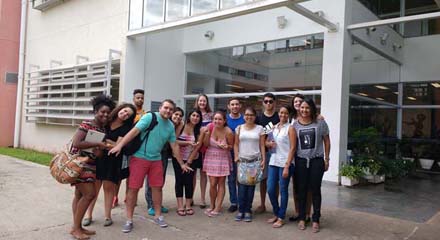 Estudantes da UPLA, Chile, realizaram estágio na FEUSP