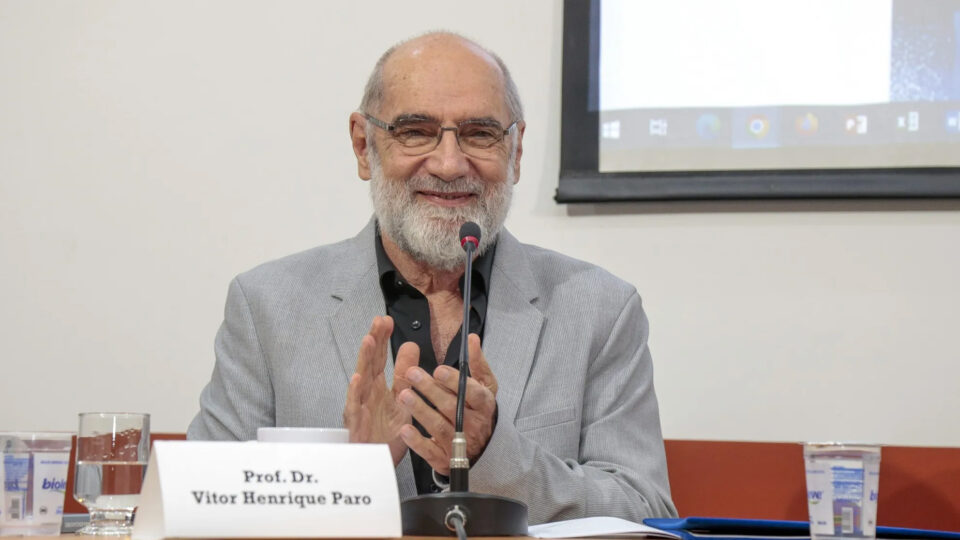 “Vitor Henrique Paro recebe título de Professor Emérito da Faculdade de Educação”, Jornal da USP